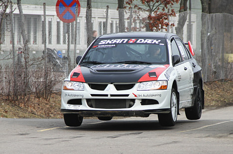 Michael Ted McBride i Mitsubishi Evo VIII.